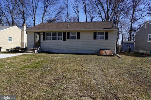 1592 Letitia Ln, Wilmington, DE 19809-1529