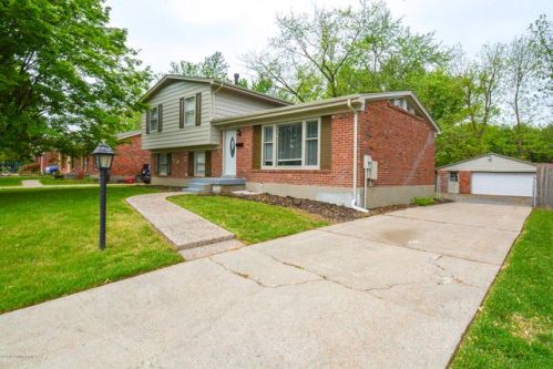 6612 Broadhale Dr, Louisville, KY 40291-2306
