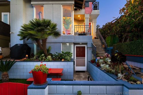 719 Balboa Ct, San Diego, CA 92109-8214