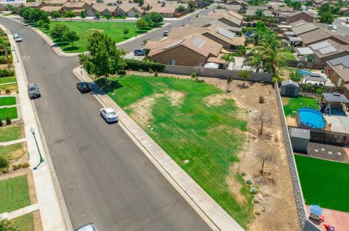 5792 Kerckhoff Ave, Fresno CA  93727-3475 exterior