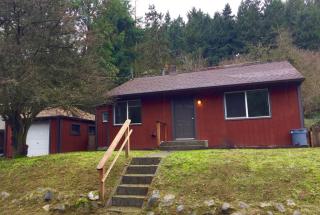9029 3rd Ave, Seattle, WA 98106-3104