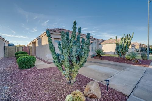 4385 Campo Bello Dr, Phoenix AZ  85032-2295 exterior