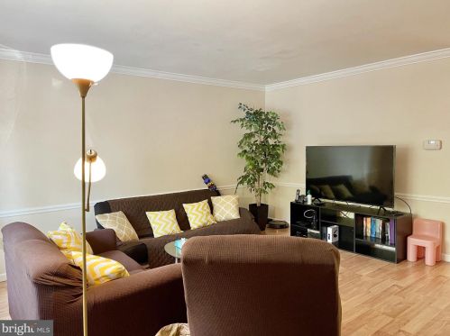 89 William Patterson Ct, Princeton NJ  08540-7660 exterior