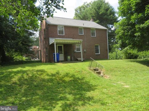7611 Ivinetta Rd, Cheltenham, PA 19012-1824