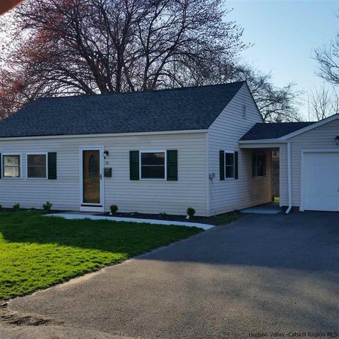 15 York Pl, Kingston, NY 12401-2119
