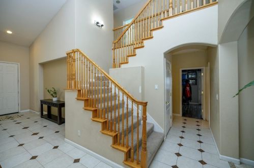 2135 Canyon Creek Ct, Newman CA  exterior