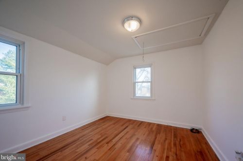 20 Alvil Rd, Wilmington DE  19805-2030 exterior