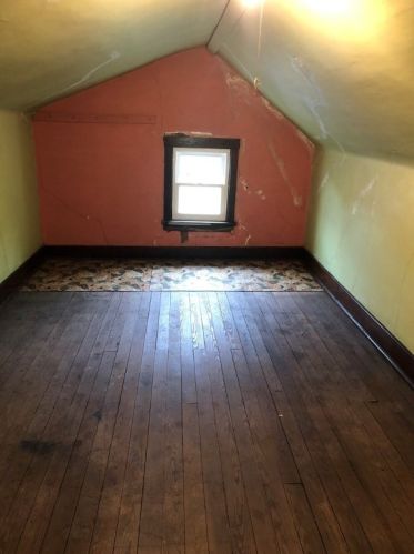 332 Mckinley St, Pittsburgh PA  15202-1743 exterior