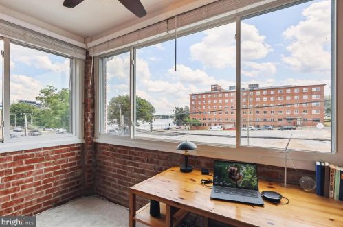 608 Columbia Rd, Washington DC 20001-2905 exterior