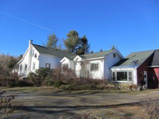 1693 Branch Hill Rd, Readsboro, VT 05350-9770