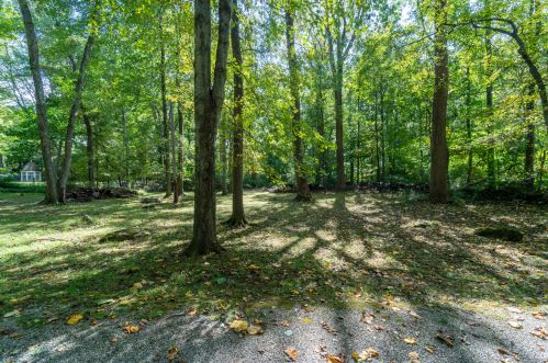 5 Father Peters Ln, New Canaan CT  06840-2214 exterior