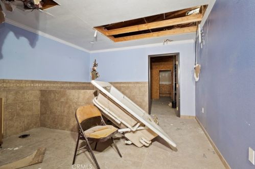 5041 Avenue, Lancaster CA  93534-7428 exterior