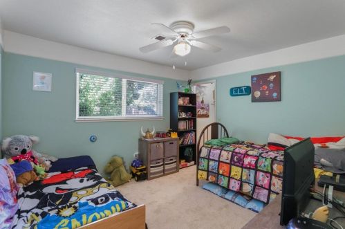 2321 Southridge Dr, Modesto CA  95350-0119 exterior