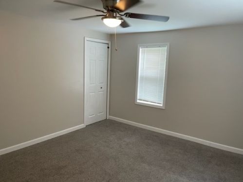 430 Blue Jay Dr, Canonsburg PA  15317-5638 exterior