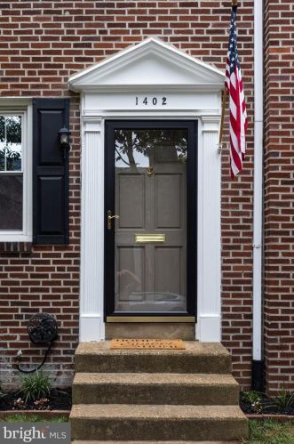 1402 Stapler Pl, Wilmington, DE 19806-2530