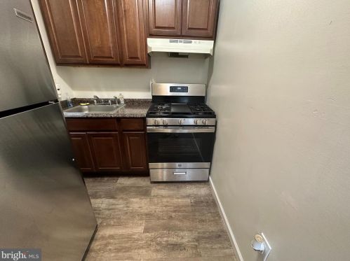 3442 18th St, Philadelphia PA  19140-4948 exterior