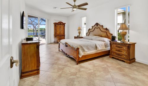 7219 Serrano Ter, Delray Beach FL  33446-2200 exterior