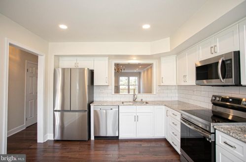 3058 Mitchell Ct, Miquon PA  19444-2046 exterior