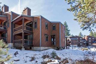 3048 Silver Strike, Truckee, CA 96161-4208