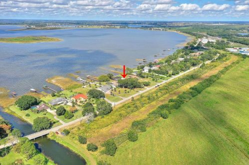 2950 Crump Rd, Winter Haven FL  33881-9238 exterior