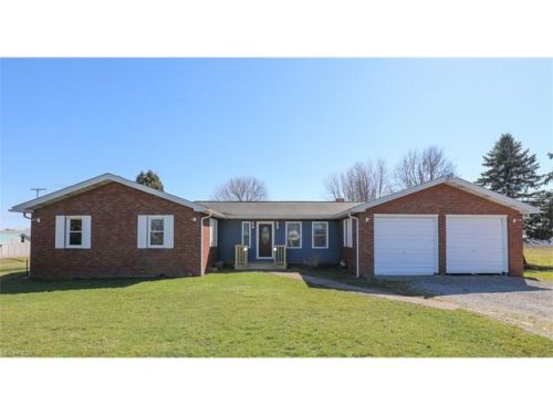 39477 Miller Rd, Leetonia OH  44431-9745 exterior