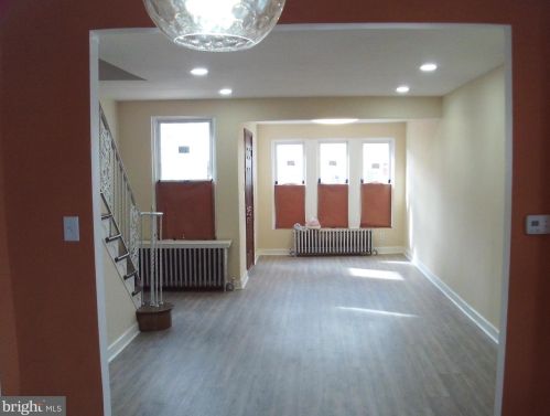 5851 Hope St, Philadelphia PA  19120-2411 exterior