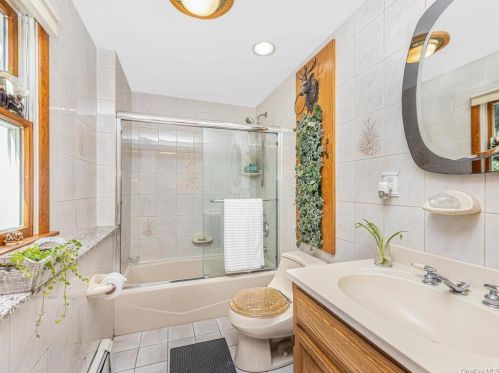 2687 Old Yorktown Rd, Yorktown Hgts NY  10598-3136 exterior