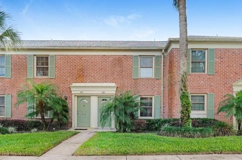 320 Georgetown Dr, Casselberry, FL 32707-6104