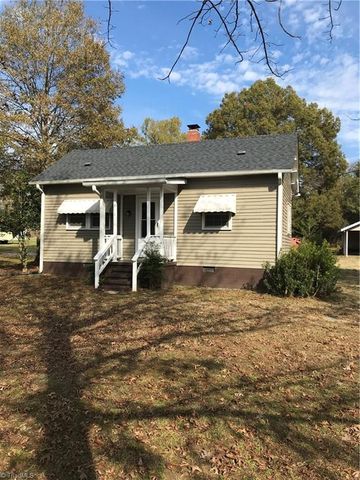 312 Steele St, Gibsonville, NC 27249-2221
