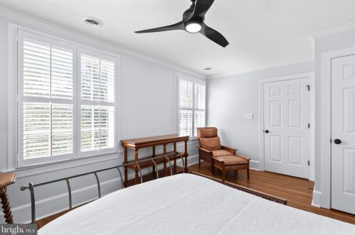 701 Hanover St, Fredericksburg VA  22401-5714 exterior