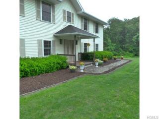 2068 State Route 300, Wallkill, NY 12589-2985
