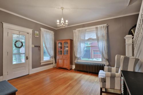 105 Lamartine St, Mount Vernon OH  43050-1717 exterior