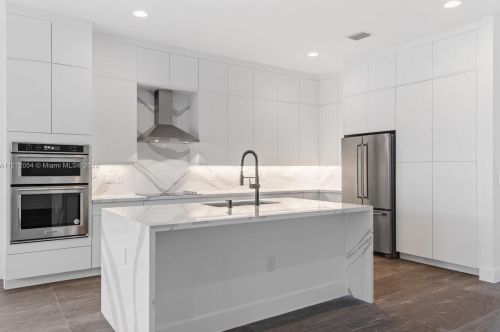 17636 45th Ave, Hollywood FL  33029 exterior