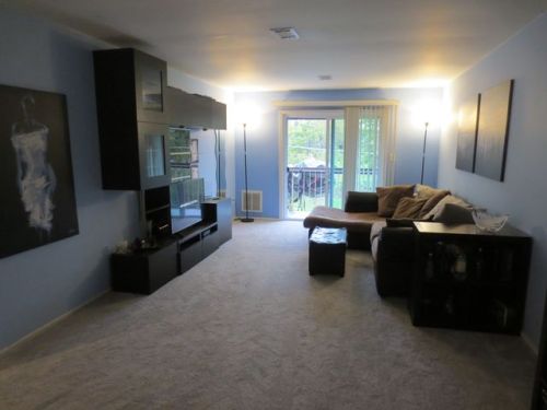 811 Sharon Garden Ct, Woodbridge, NJ 07095-4335