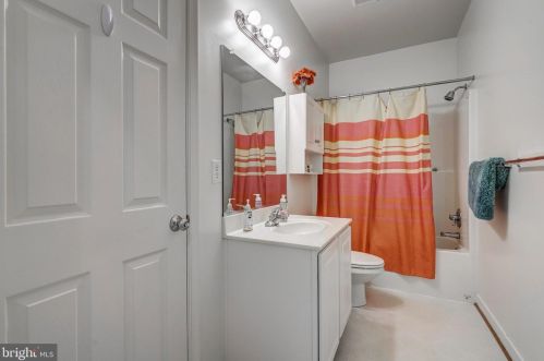 26605 Pennfields Dr, Madison Mills VA  22960-3669 exterior