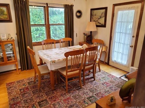 28 Madison St, Plainville CT  06062-1738 exterior