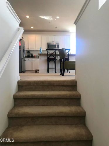 3202 Lisbon Ln, Oxnard CA  93036-7664 exterior