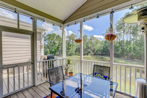 160 Fair Sailing Rd, Mount Pleasant SC  29466-8158 exterior