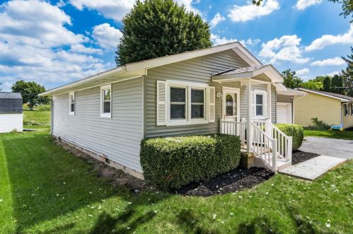 246 Jacqueline Dr, London OH  43140-1181 exterior