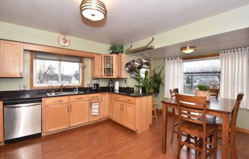 2827 87 St, Milwaukee WI 53222-4730 exterior