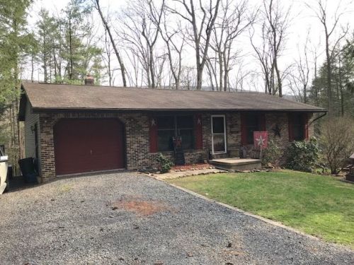 1914 New Lancaster Valley Rd, Locke Mills, PA 17063-9522