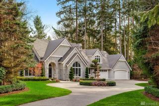 822 Windsor Dr, Redmond, WA 98074-3423