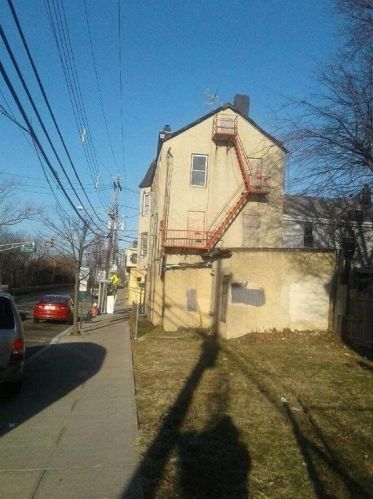 3100 Central Ave, Union City, NJ 07087-2403