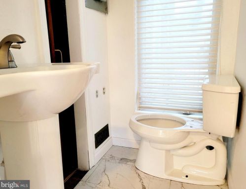 20 Kendall Blvd, Camden NJ  08107-1512 exterior