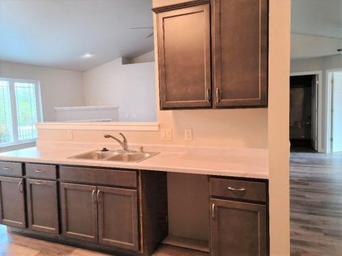 127 Stone Castle Dr, Fond Du Lac WI  54935 exterior