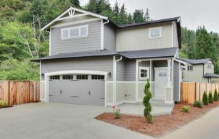 17610 146th Ave, Ohop, WA 98360-9833