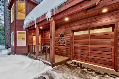 1938 Osage Cir, South Lake Tahoe, CA 96150-4708