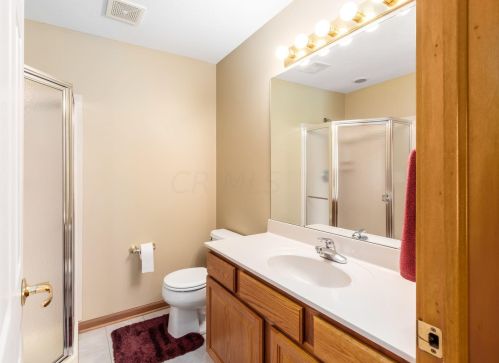 640 Concord Village Cir, Johnstown OH  43031-9194 exterior