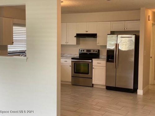 90 Towne Pl, Titusville, FL 32796-3023