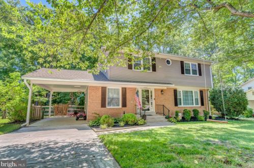 12337 Oakwood Dr, Woodbridge, VA 22192-1938